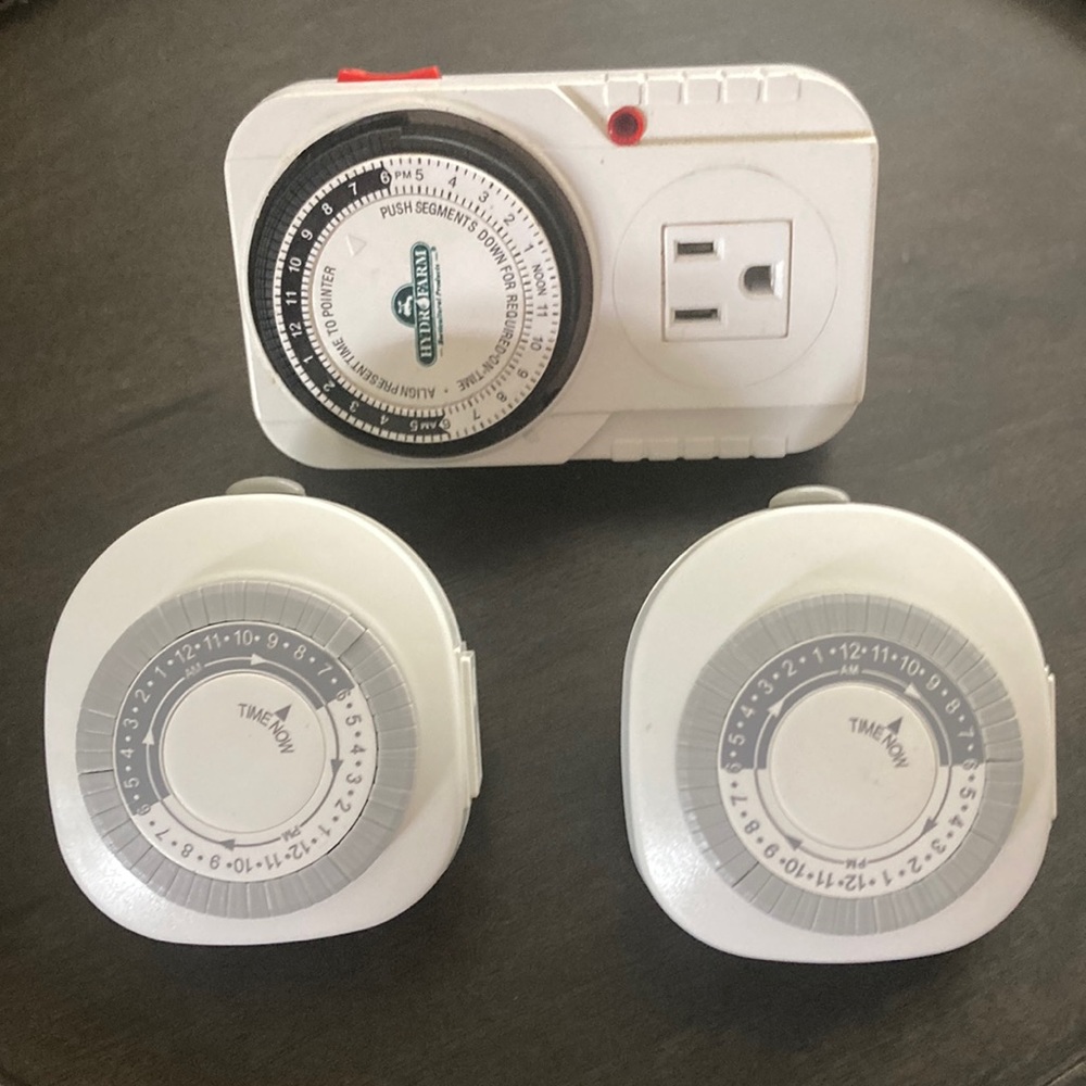 Indoor Timers Lot of 3 EUC